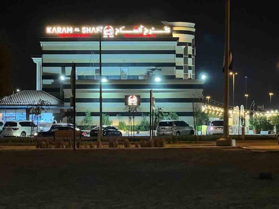 Luxury Private Studio Apartment Close To Airport Abu Dhabi Exterior foto