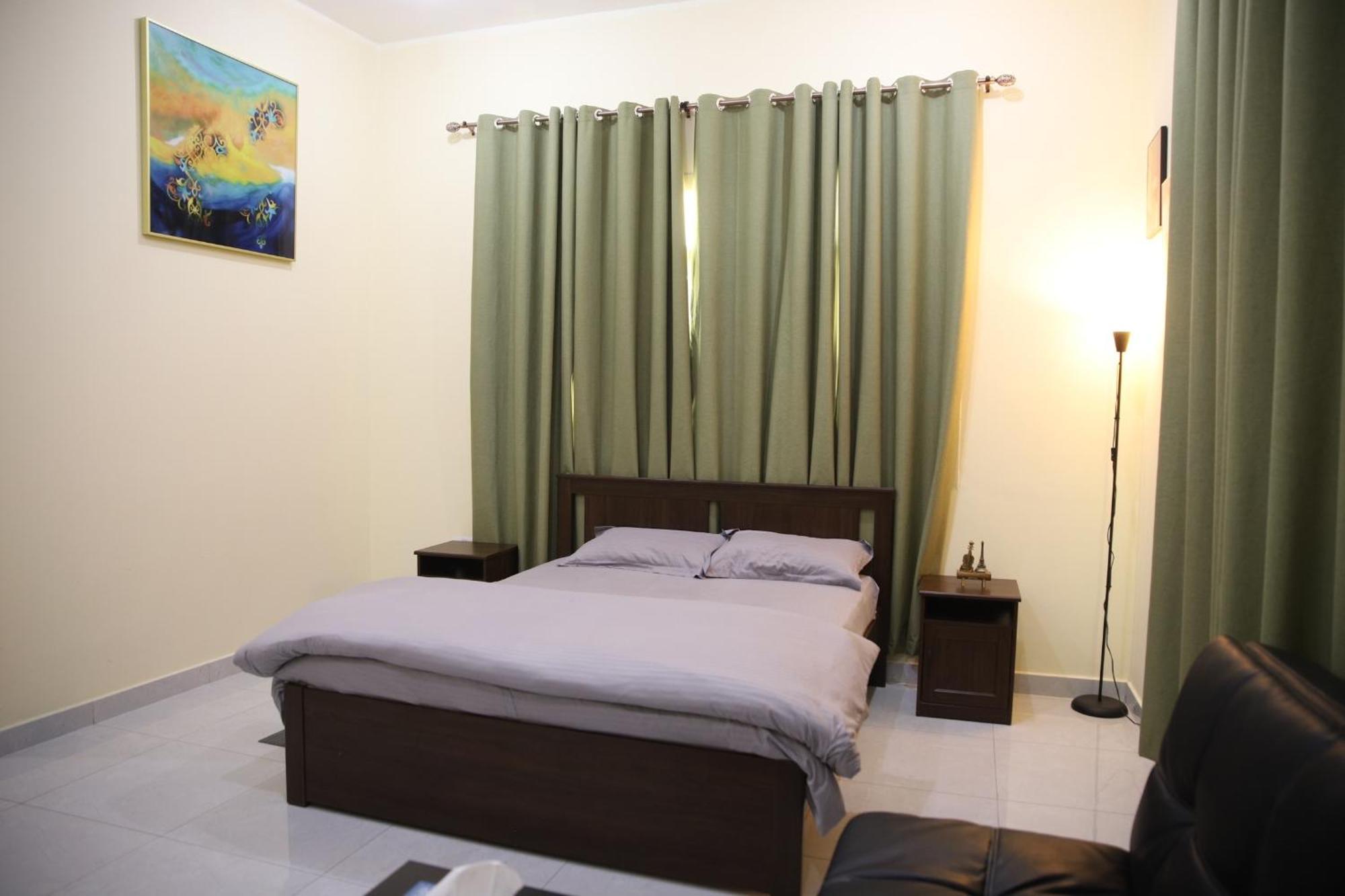 Luxury Private Studio Apartment Close To Airport Abu Dhabi Exterior foto
